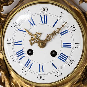 Väggpendyl, brons. Louis XV-stil, Frankrike, tidigt 1900-tal.