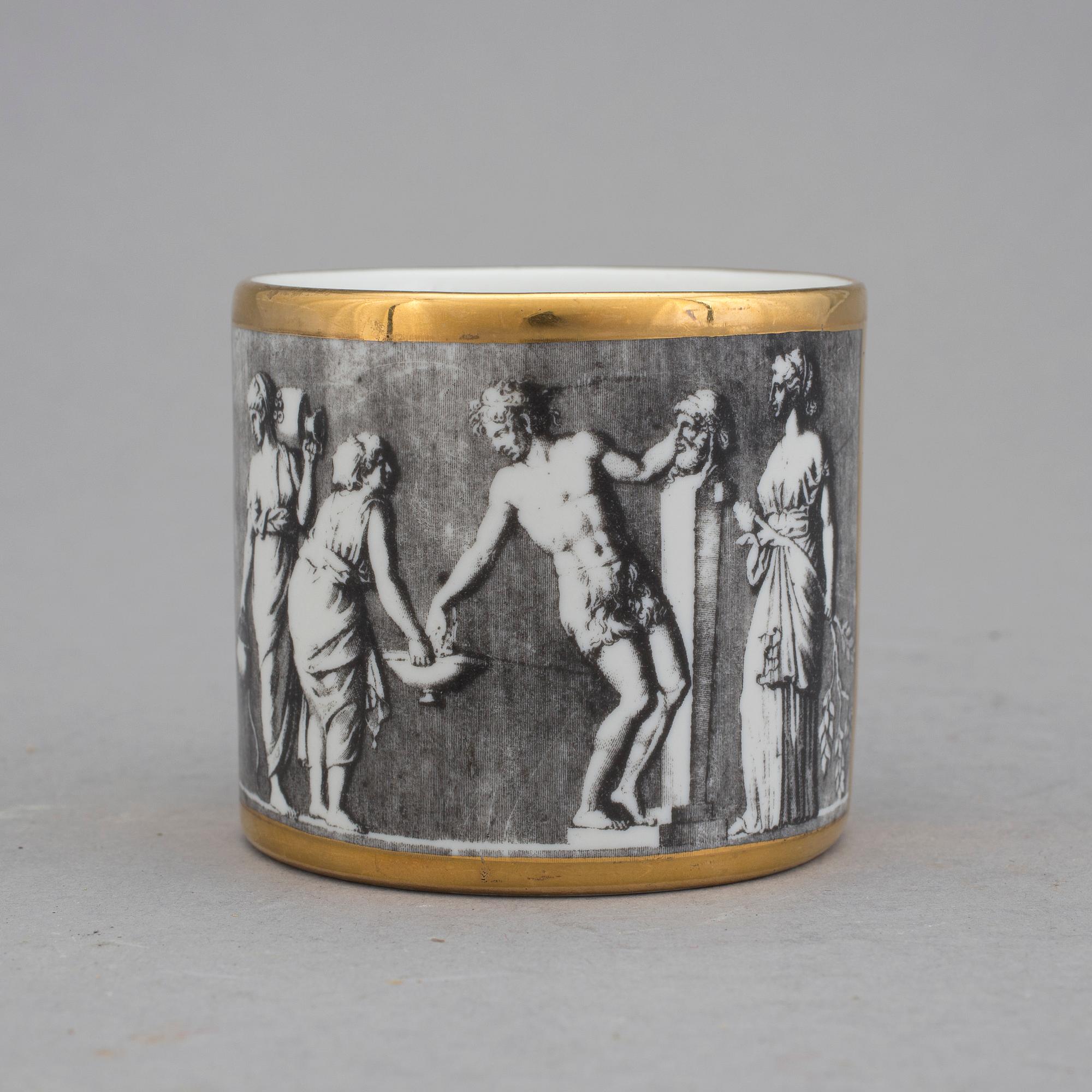 KOPP, Fornasetti, Milano, omkring 1900-talets mitt.