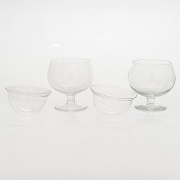 Saara Hopea, a set of 8 caviar bowls, model 1331, Nuutajärvi Notsjö. Designed in 1953.