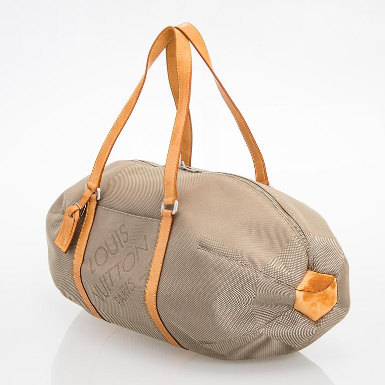 Louis Vuitton, An 'Attaquant' duffel bag.