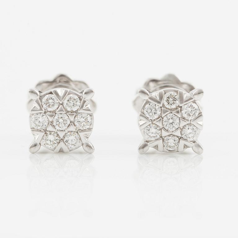 Earrings with brilliant-cut diamonds.