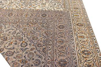 A Kashan carpet, c. 388 x 285 cm.