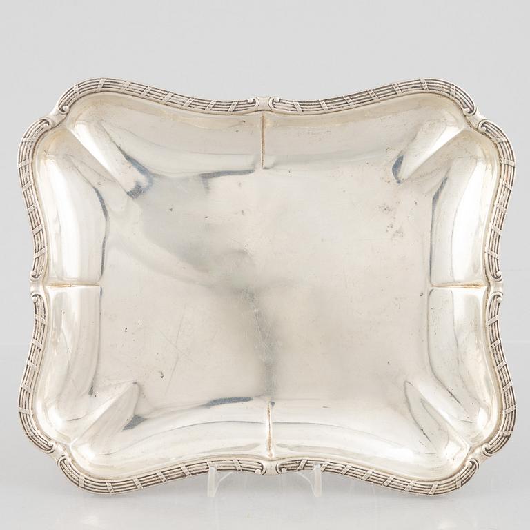 Dish, silver, B Erlandsson, Kristianstad, 1909.