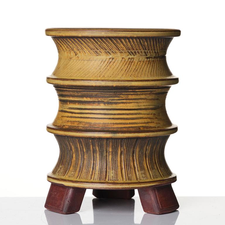 Wilhelm Kåge, a "Farsta" stoneware vase, Gustavsberg Studio 1960.