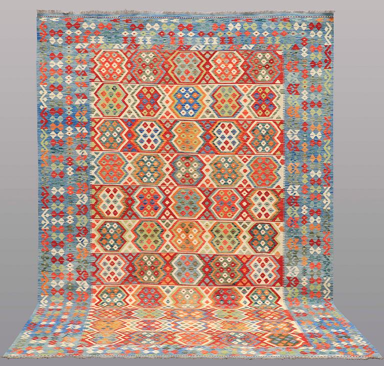 A carpet, Kilim, ca 353 x 247 cm.