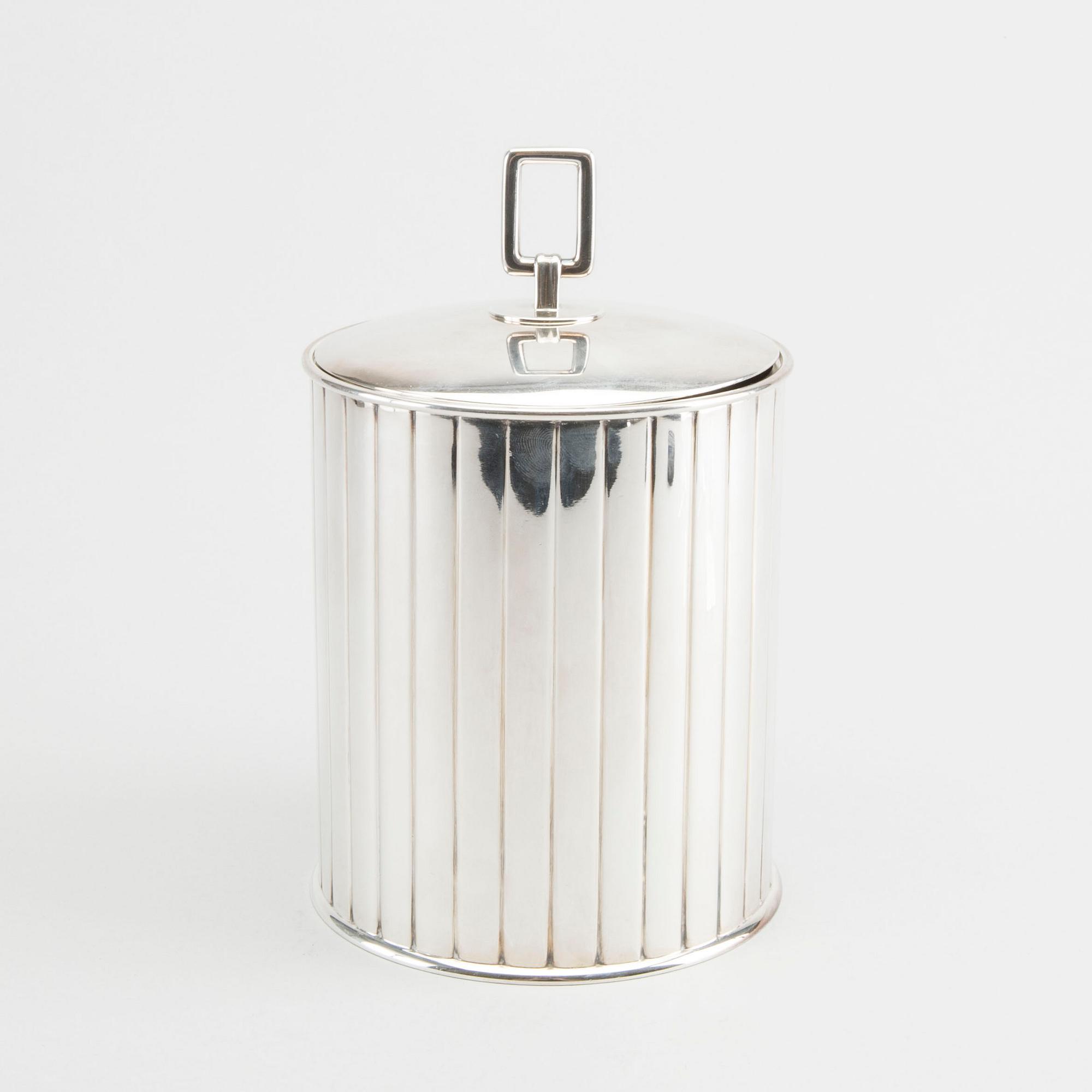 SIGVARD BERNADOTTE, burk med lock, sterling silver Georg Jensen.