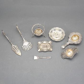 PARTI SILVER, 8 delar, bla Sverige, omkring 1900. Ca 510 gram.