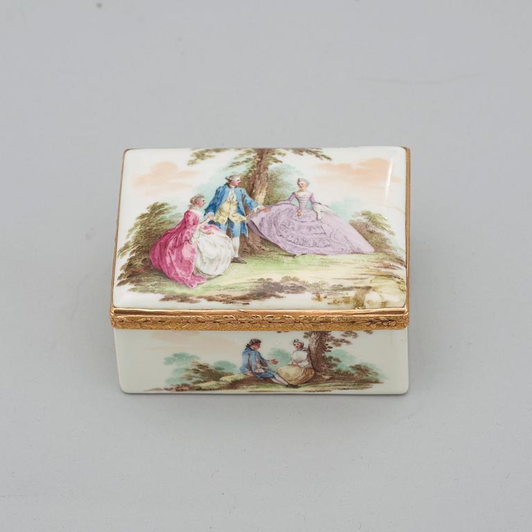 An 18th century enamel and copper snuff-box.