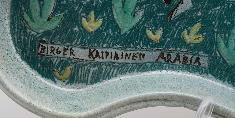 BRICKA, stengods, signerad Birger Kaipiainen, Arabia.