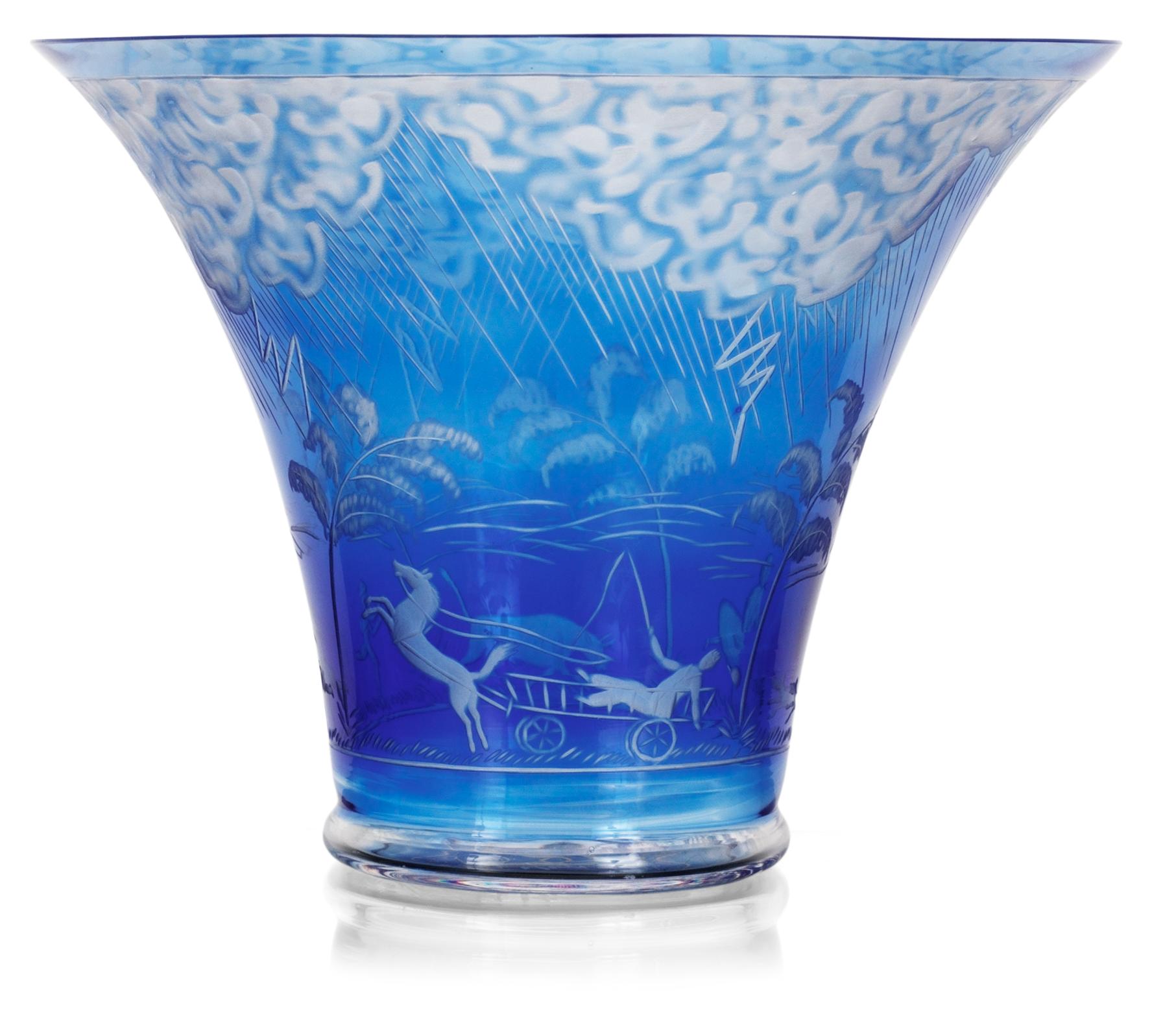 An Edward Hald engraved bowl, "Åskväder", Orrefors 1968.