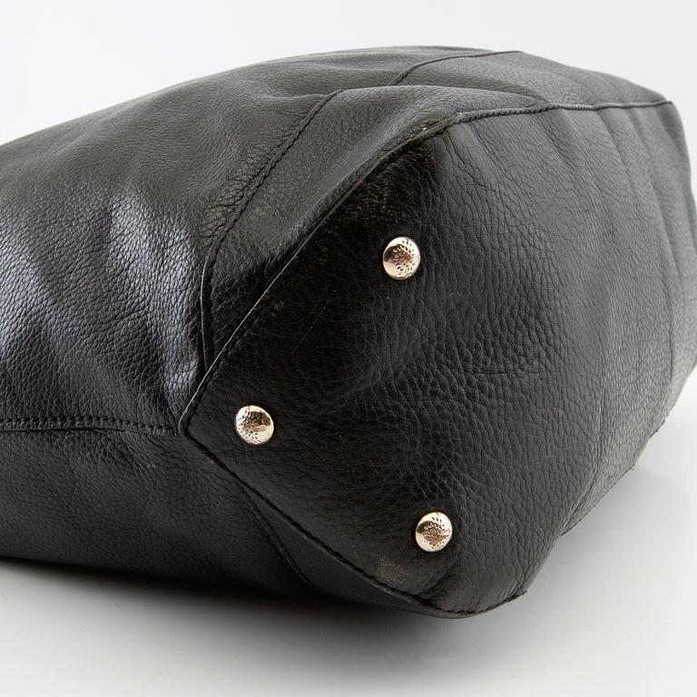 Mulberry, a black leather 'Effie' handbag.
