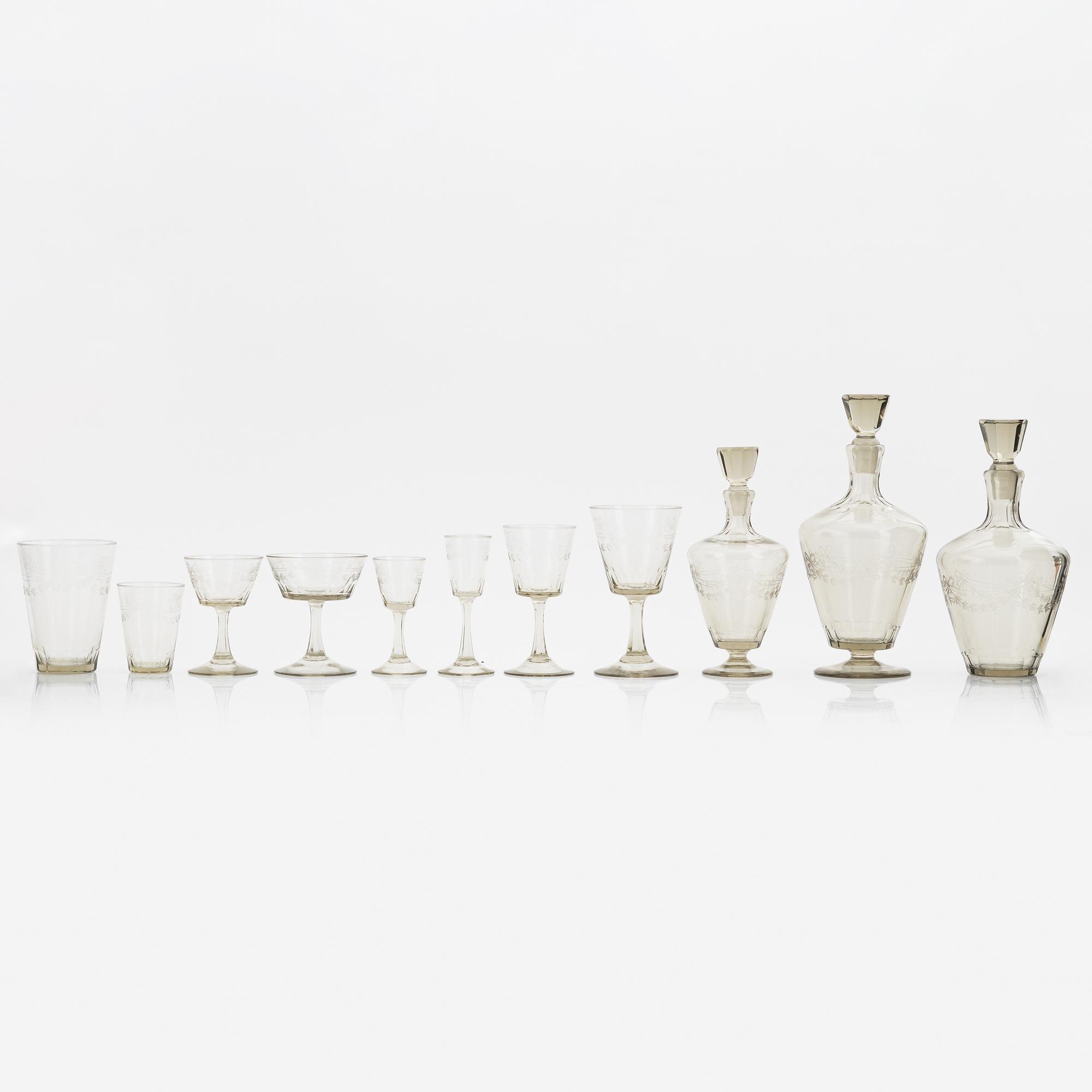 A 102-piece 'Margareta' glass service, Eda glasbruk, 1943-53.