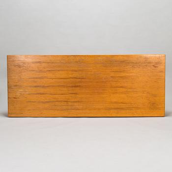 A 1960s table.