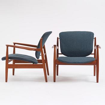 Finn Juhl, fåtöljer, ett par, "FD 136", France & Daverkosen, Danmark, 1950-tal.