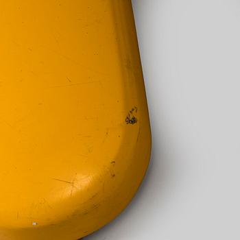 Eero Aarnio, figuuri, "Tipi", Adelta, suunniteltu 2002.