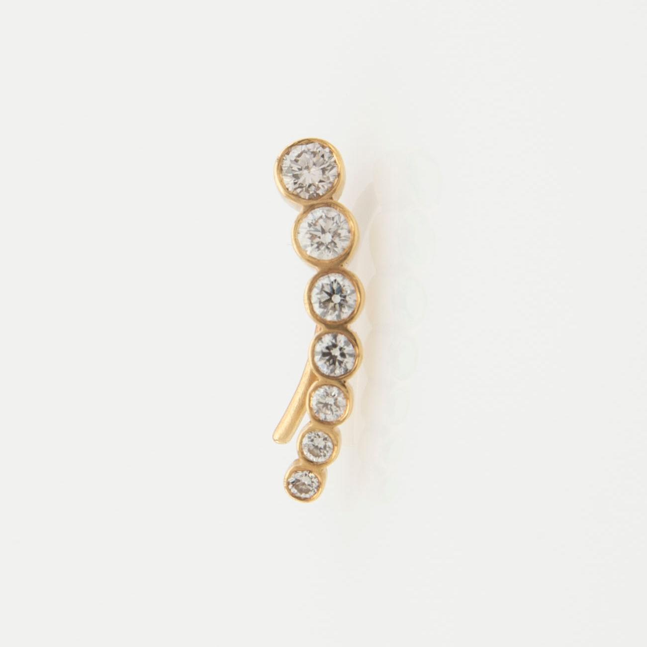 Earring, 18K gold with brilliant-cut diamonds, "Petit Croissant de Lune", Sophie Bille Brahe.