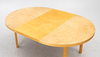 Alvar Aalto, a dining table, model 90, O.Y. Huonekalu- ja Rakennustyötehdas A.B, mid-20th century.