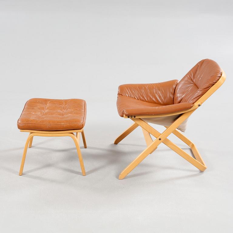 A lounge chair with foot stool from Göte Möbler in Nässjö, second half of the 20th century.