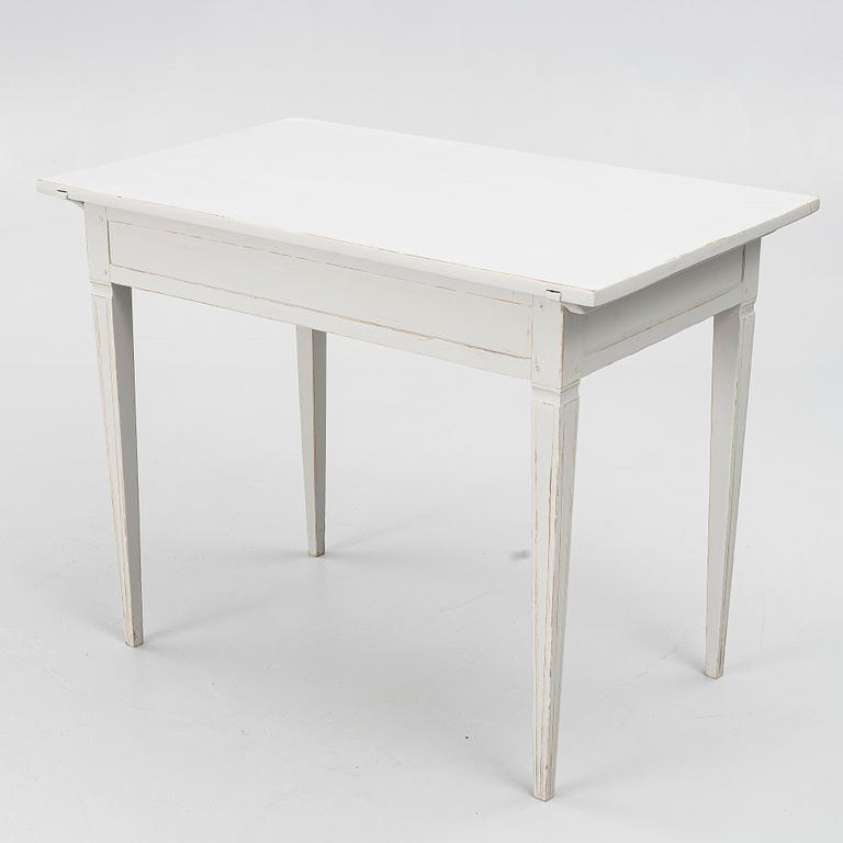 Bord, gustaviansk stil, 1800-tal.