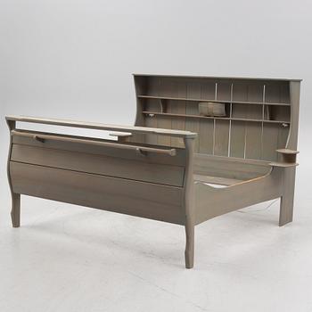 Carl Malmsten, a 'Fata Morsgris' bed.