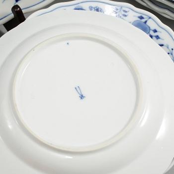 SERVISDELAR, 29 st, porslin, Meissen, 1900-tal.