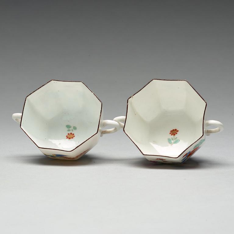 A pair of Meissen 'Kakiemon' cups, 18th Century.