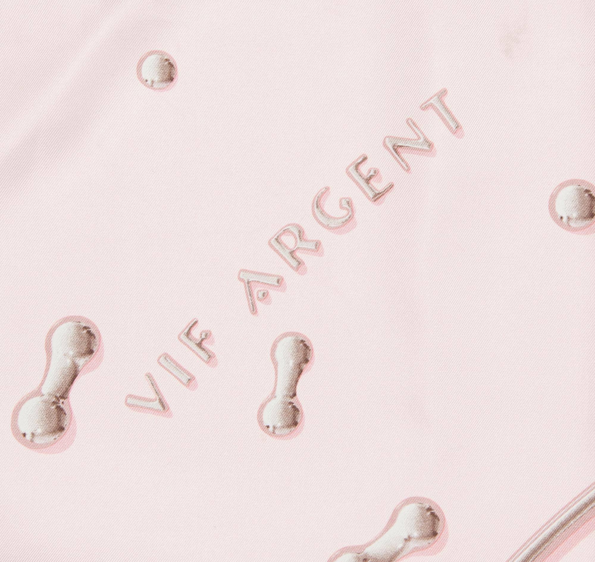SCARF, Hermès, "Vif Argent".