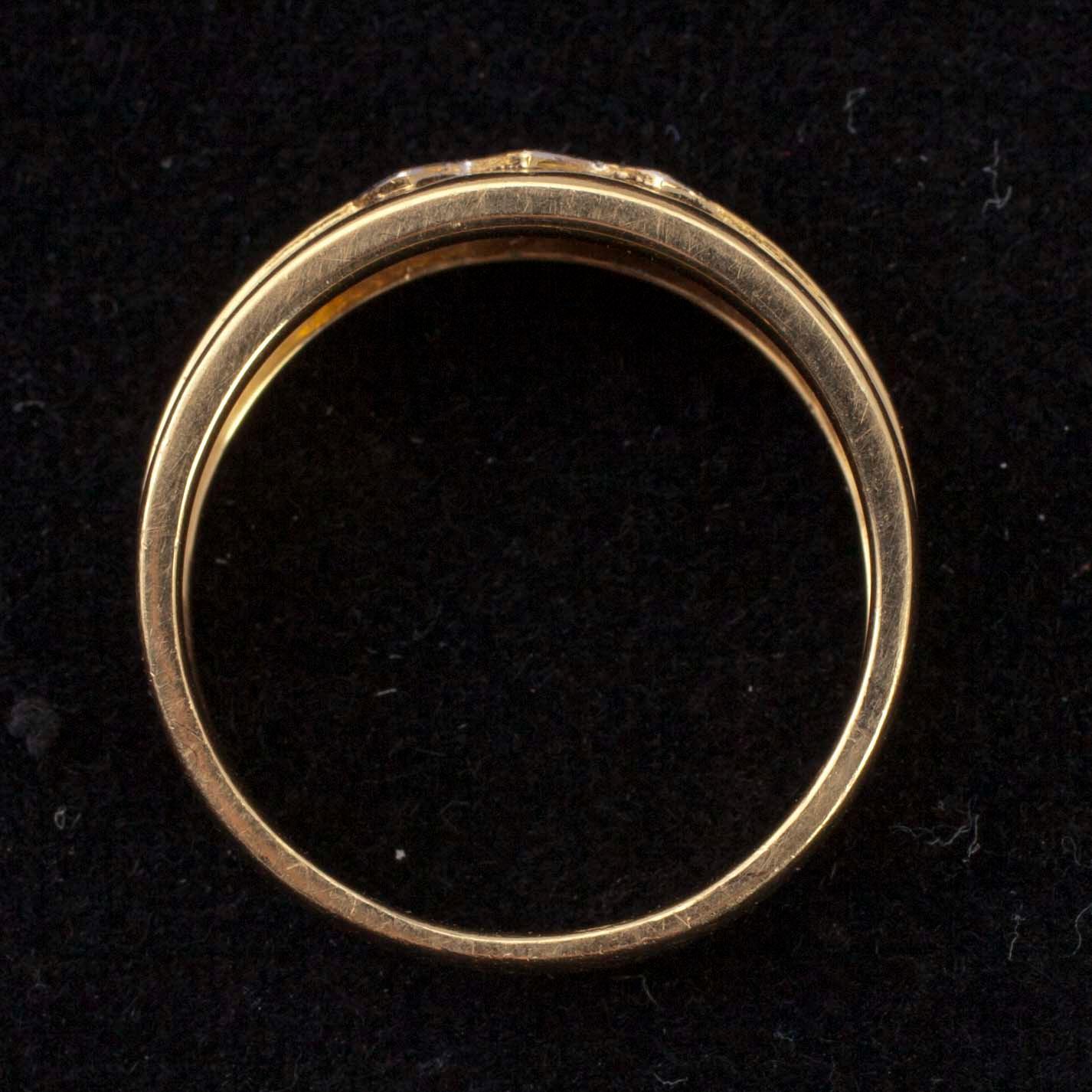 RING, guld 18K samt diamanter tot. ca 0,05 ct. Tot. vikt ca 6,5 g.