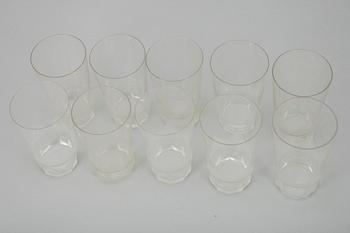 LASISTO, n. 69 kpl, kristallia, "Marjatta", Iiittala 1940-luku, SEKÄ COCKTAILLASEJA 6 kpl, 1940-luku.