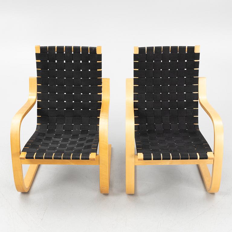 Alvar Aalto, karmstolar, ett par, modell 406, Artek, 1900-talets slut.