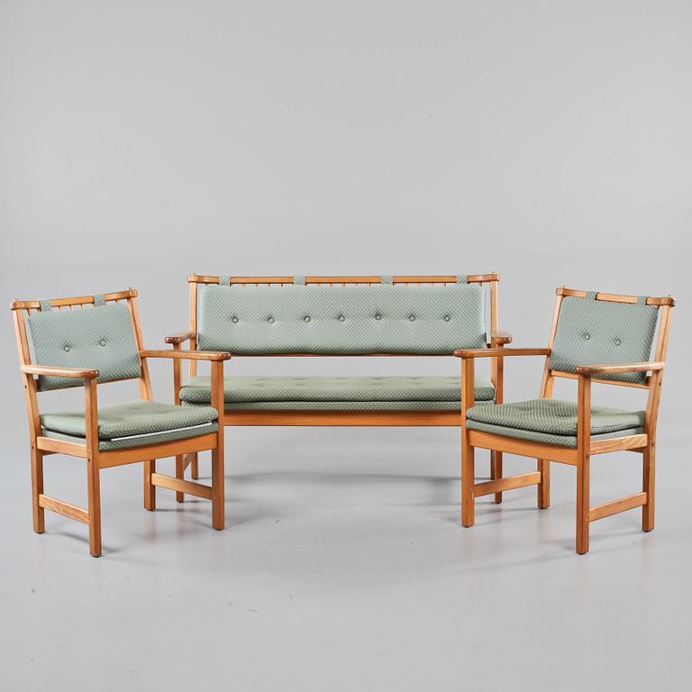 SOFFA OCH FÅTÖLJER, "Furubo", Yngve Ekström, Swedese, 1900-talets mitt.