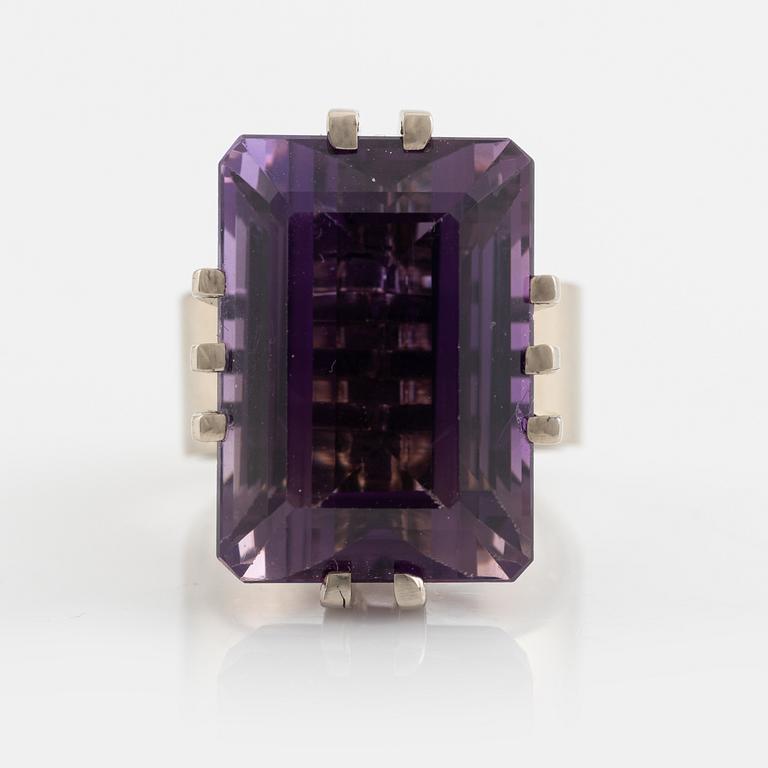 18K white gold and amethyst ring, Burt Edman.