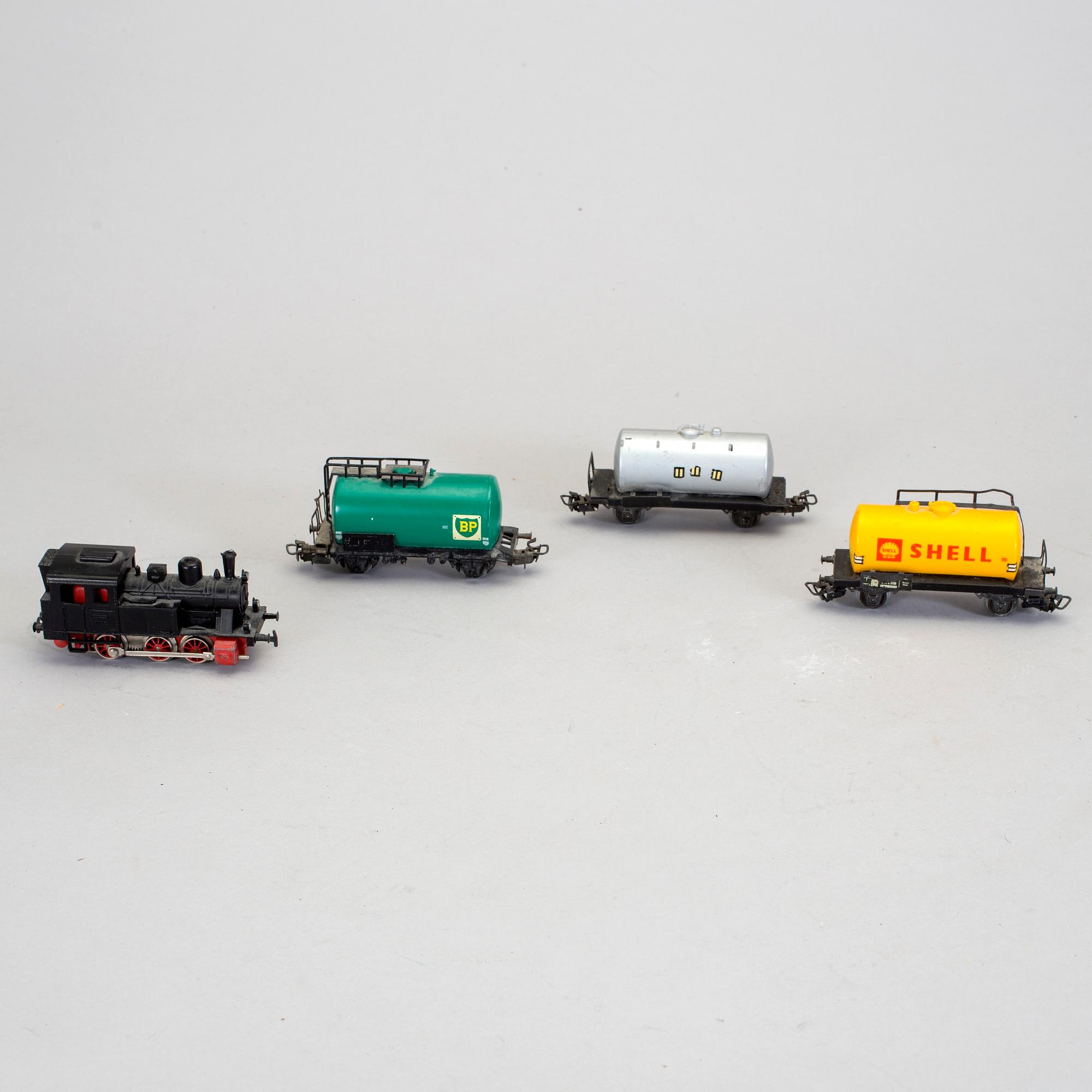 PARTI LEKSAKSTÅG, Märklin, 16 delar. Omkring 1900-talets tredje kvartal.