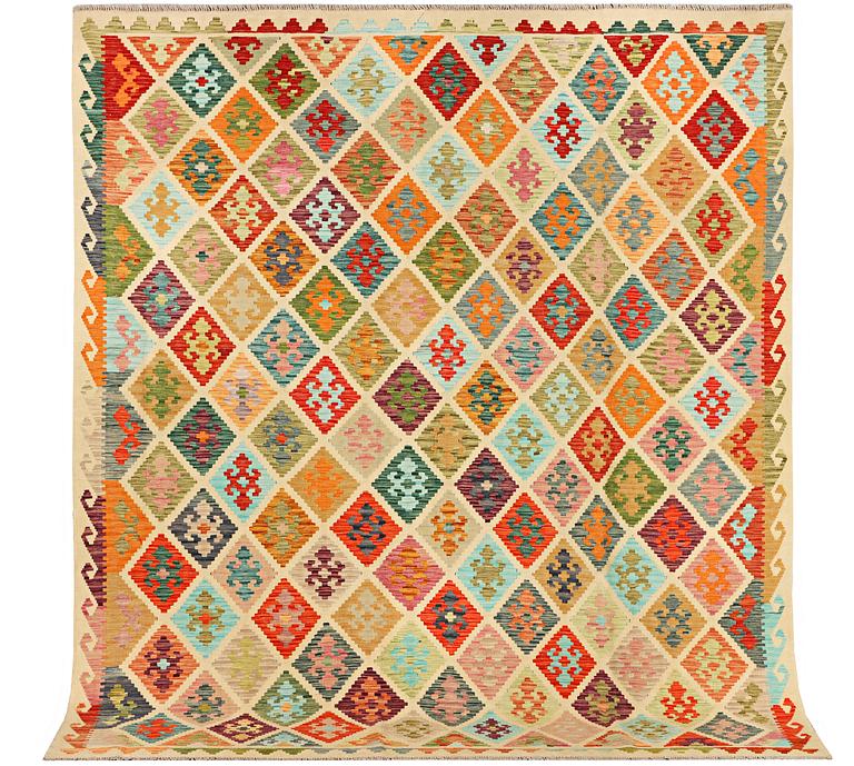 A Kilim carpet, c. 296 x 253 cm.