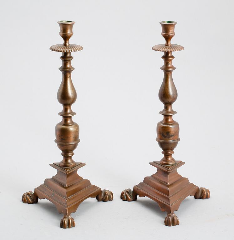 LJUSSTAKAR, 1 par, barockstil, 1900-talets första hälft.