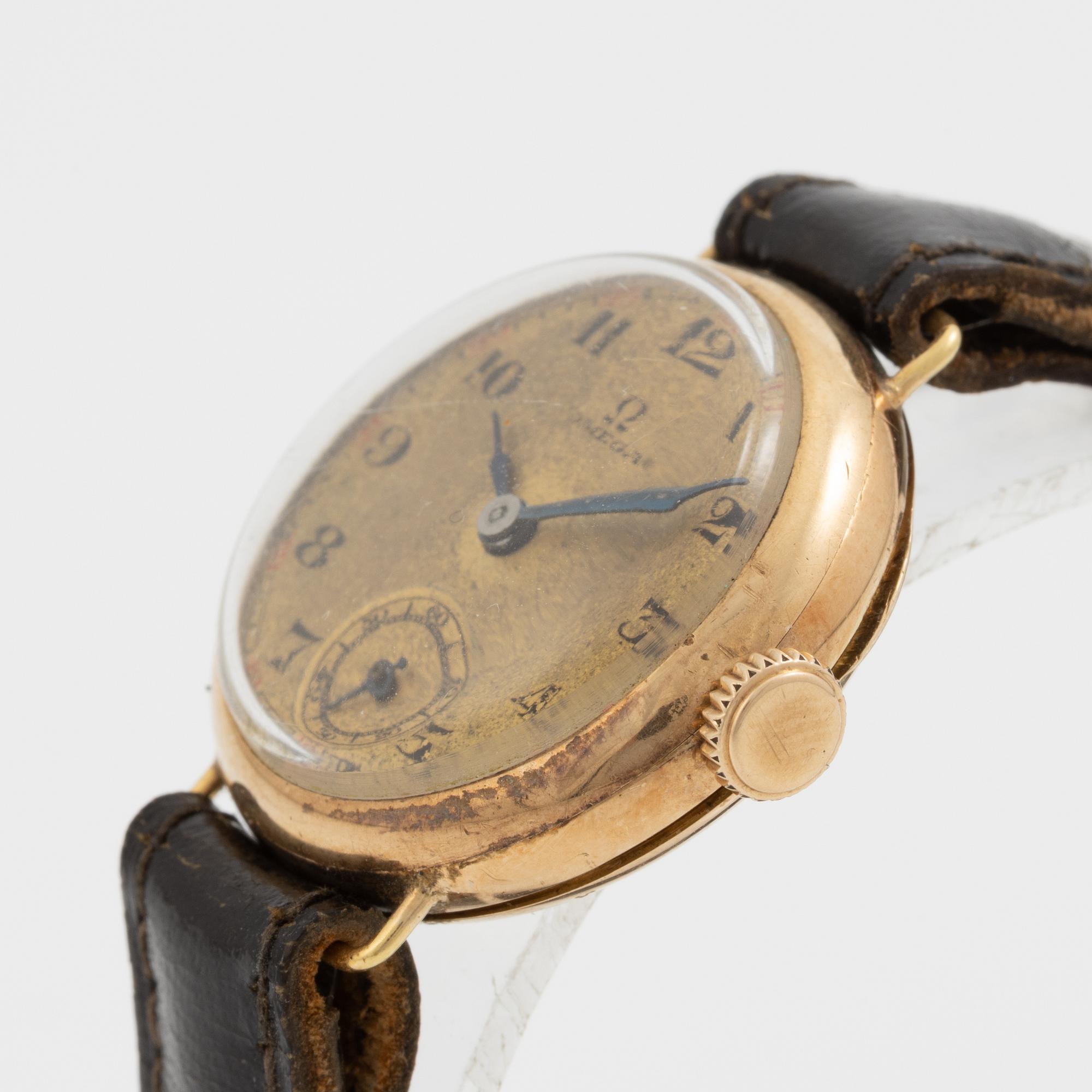 Omega, 14K gold, wristwatch, 26 mm.