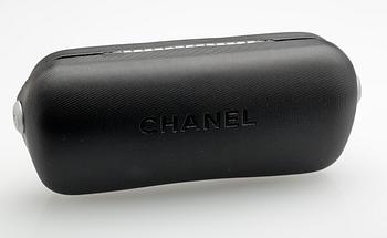 SOLGLASÖGON, Chanel.