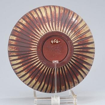 A Wilhelm Kåge 'Farsta' stoneware bowl, Gustavsberg Studio 1953.