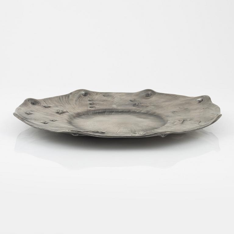 An art noveau pewter charger by Olof Ahlberg, dated 1941.