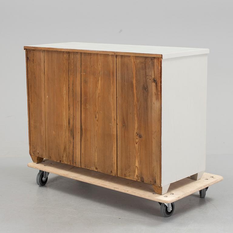 A chest of drawers, second half of the 19th century.
