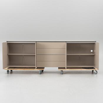Sideboard, "Pab", Studio Kairos, B&B Italia.