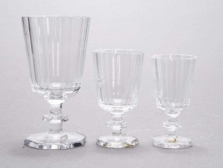 GLASSERVISDELAR, 34 st, "Karlberg", Elis Bergh, Kosta.