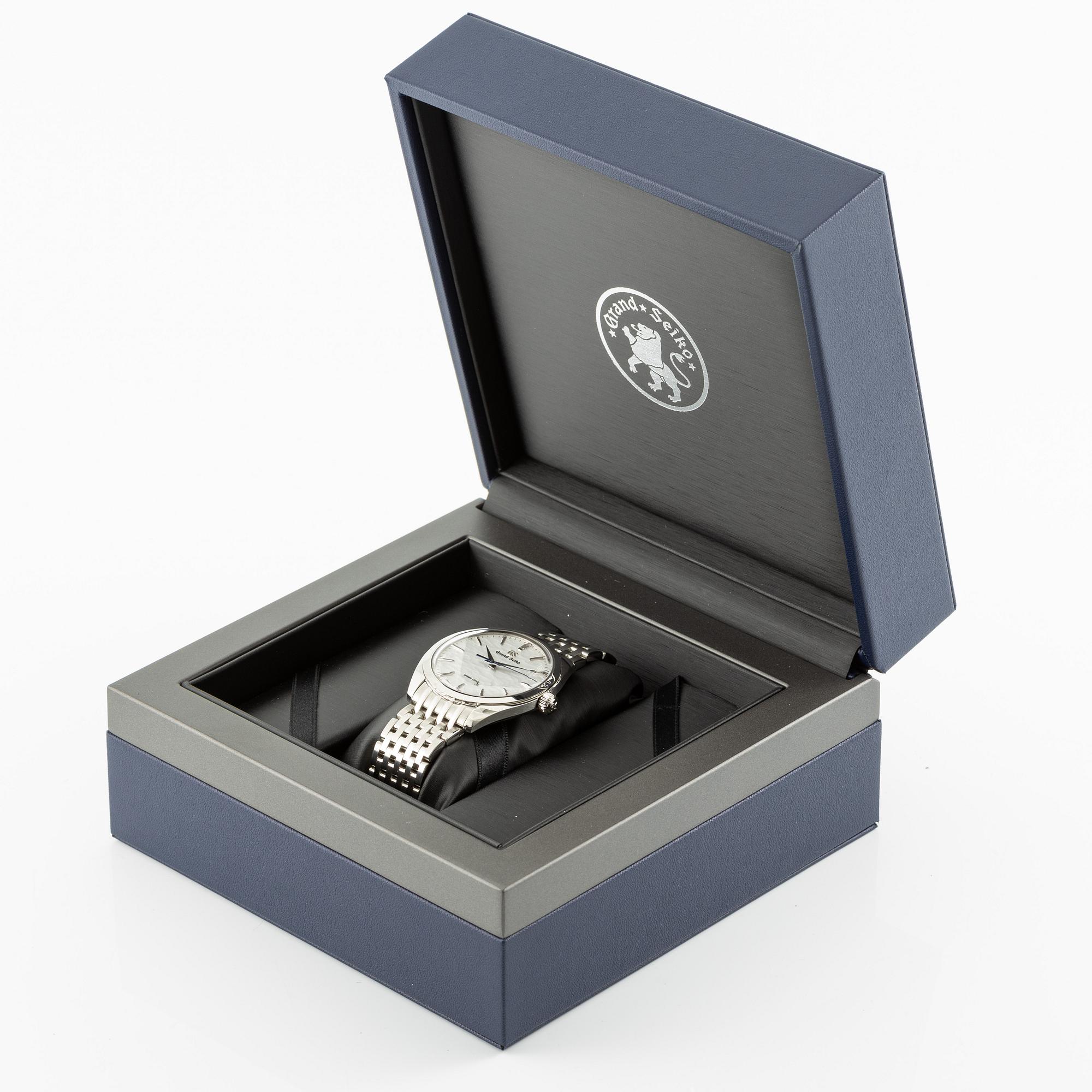 Grand Seiko, "White Omiwatari", wristwatch, 38.5 mm.