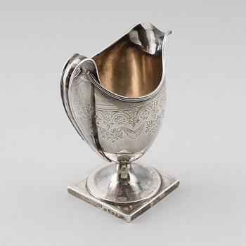 GRÄDDKANNA, silver, troligen Alexander Field, London 1796. Vikt ca 137 gram.
