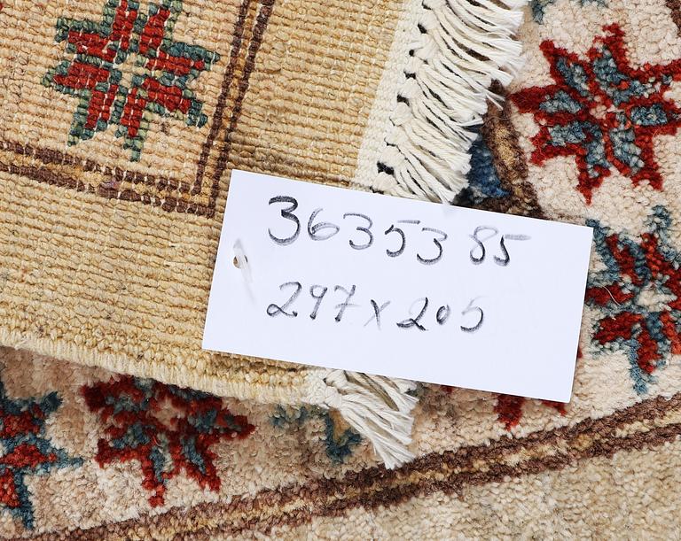 A carpet, Ziegler, c. 297 x 295 cm.