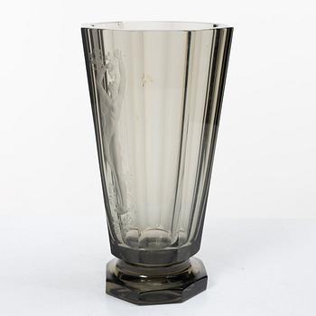 Simon Gate, a vase, Orrefors, 1938.