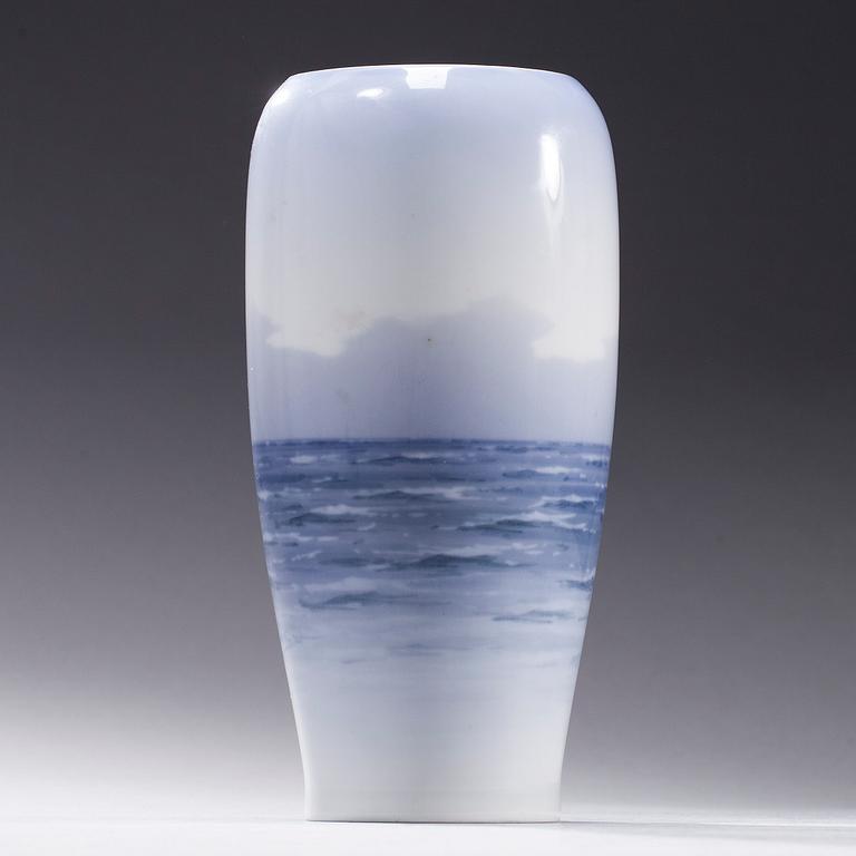 VAS, porslin, Royal Copenhagen.