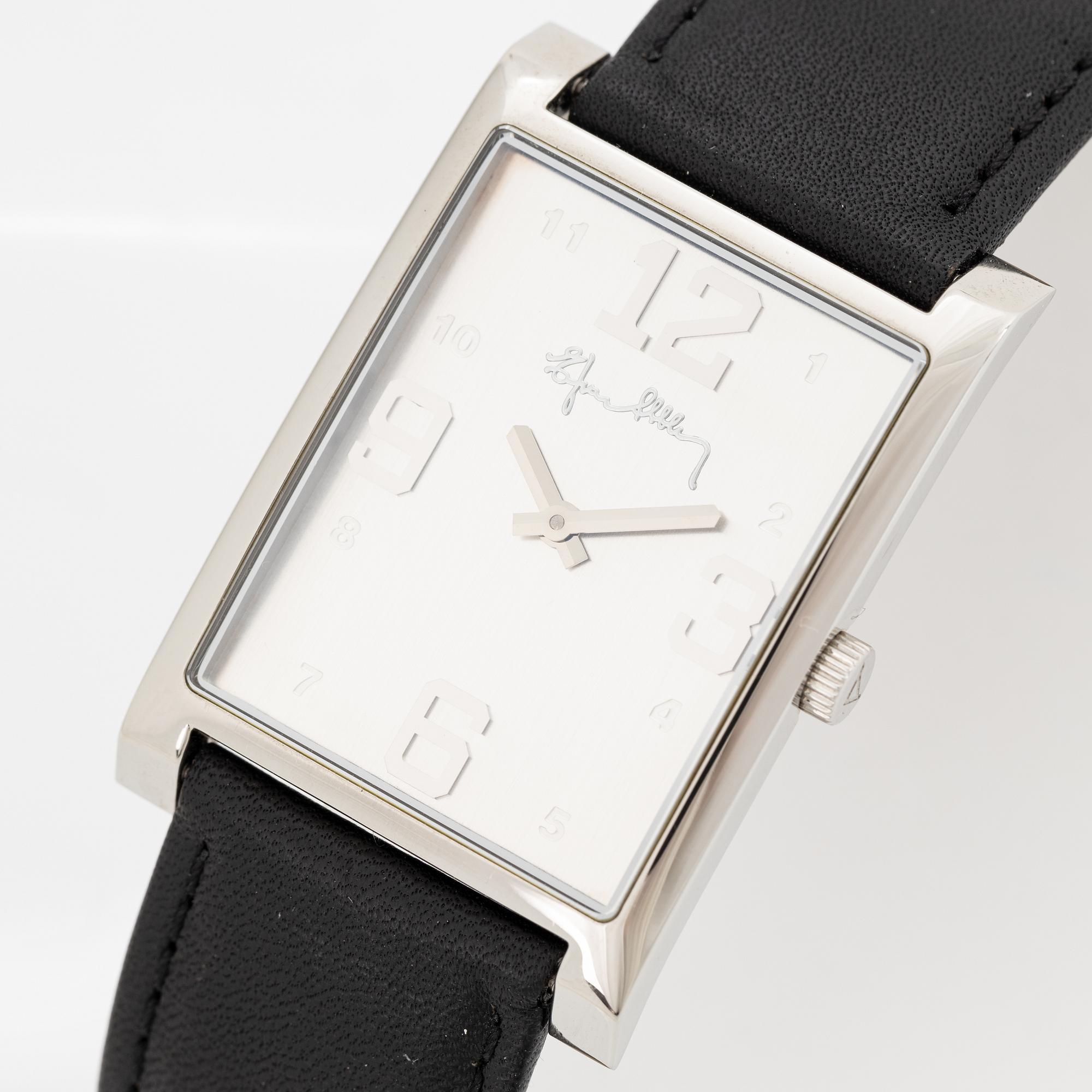 Efva Attling, "My First", armbandsur, 27 x 32 (40) mm.
