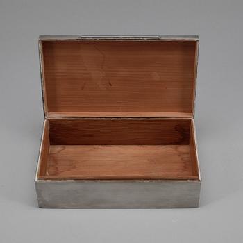 CIGARETTSKRIN, sterling silver, 1900-talets första hälft.