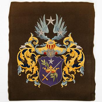 Embroidery, Munsterhjelm family coat of arms, first half of the 20th century.